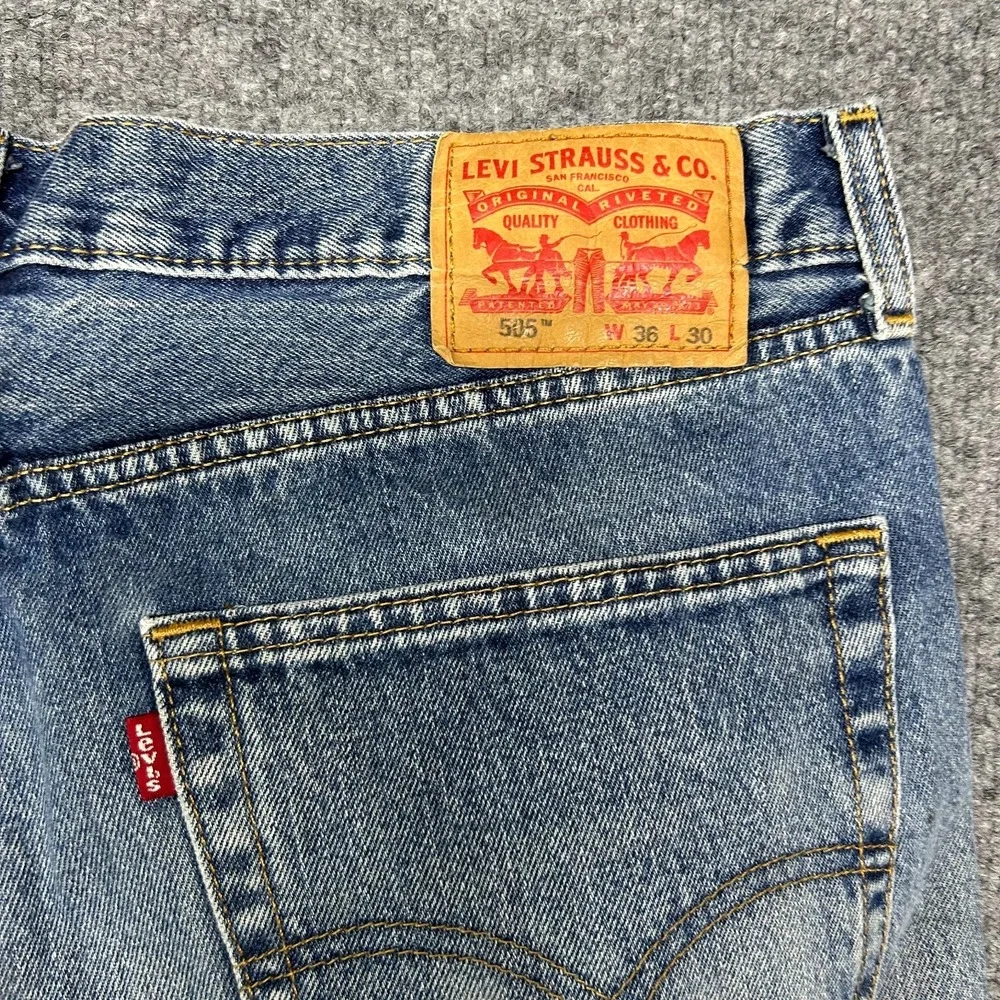 Levi's 505 Straight Fit Jeans Men's Blue Denim‎ Cotton Pockets Zip Fly - 36X29.5